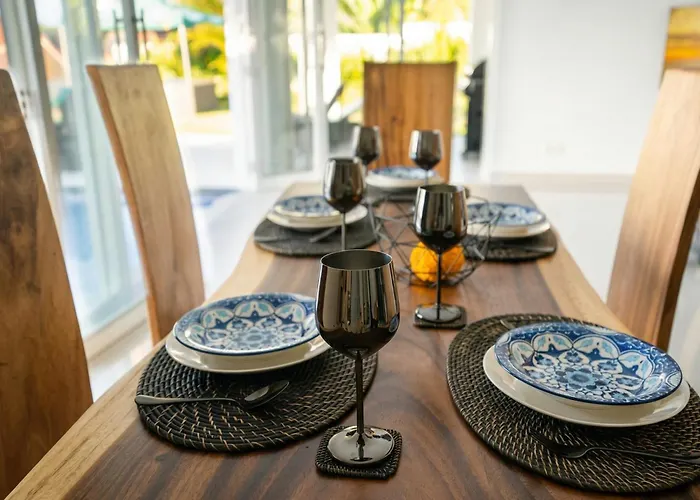 Zoe Luxury Oceanview
